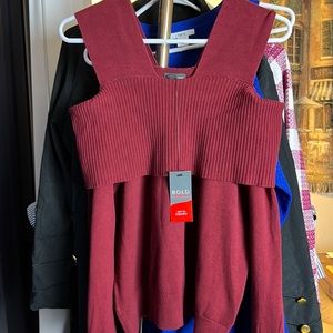 Burgundy off shoulders sweater
